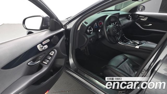 Mercedes-Benz C-Class C200