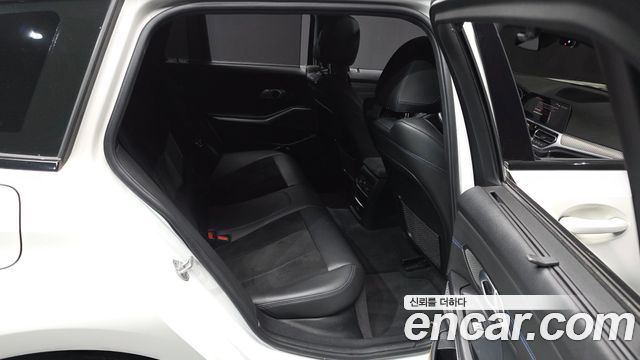 BMW 3-Series 320d Touring M Sport