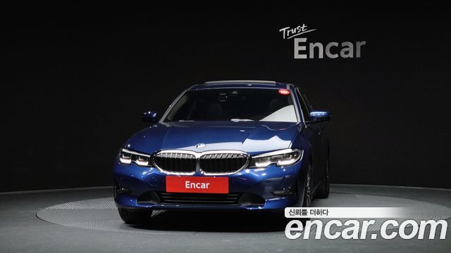 BMW 3-Series 320i