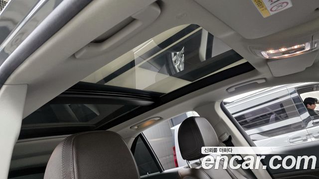 Mercedes-Benz GLE-Class GLE300d 4MATIC