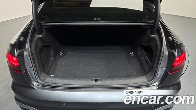 Audi A4 40 TFSI Premium