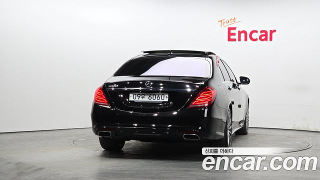 Mercedes-Benz S-Class S500L