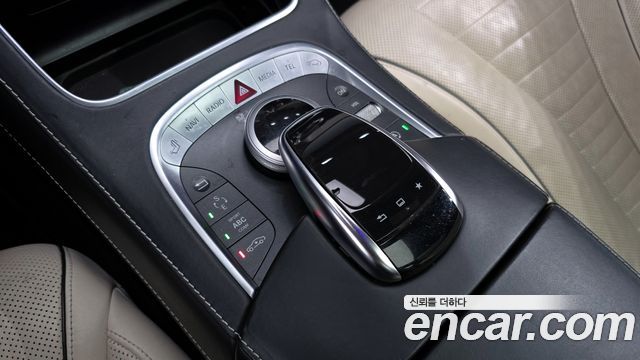 Mercedes-Benz S-Class S500L