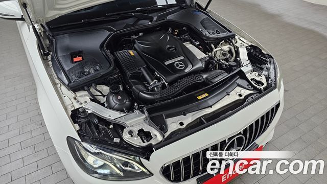 Mercedes-Benz E-Class E300 Avantgarde
