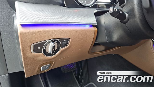 Mercedes-Benz E-Class E300 Avantgarde
