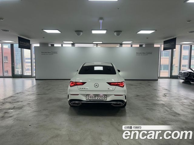 Mercedes-Benz CLA-Class CLA250 4MATIC