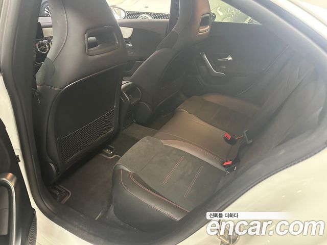 Mercedes-Benz CLA-Class CLA250 4MATIC