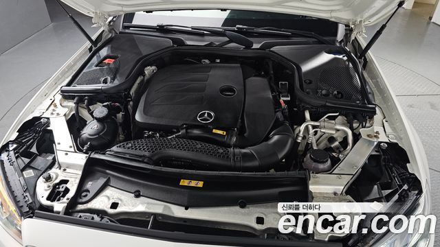 Mercedes-Benz E-Class E350 4MATIC AMG Line
