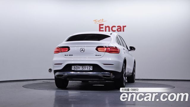 Mercedes-Benz GLC-Class GCL300 4MATIC Coupe