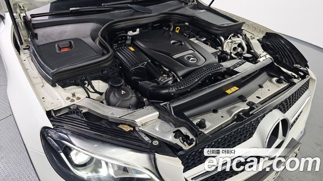 Mercedes-Benz GLC-Class GCL300 4MATIC Coupe
