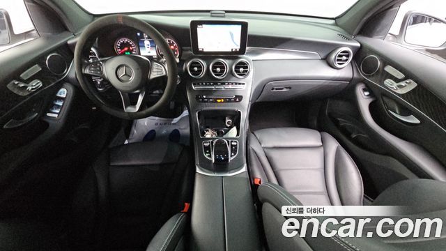 Mercedes-Benz GLC-Class GCL300 4MATIC Coupe