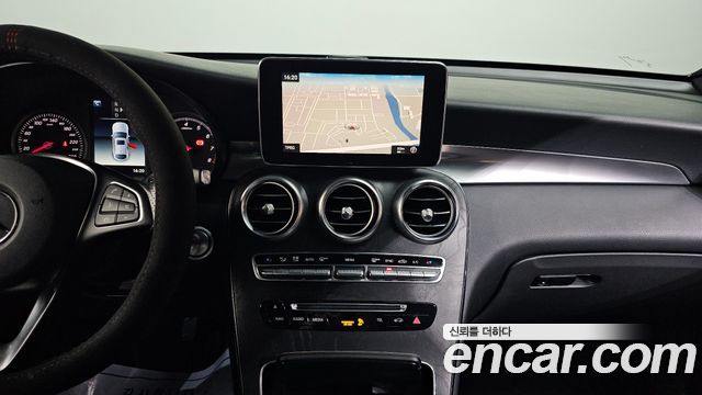 Mercedes-Benz GLC-Class GCL300 4MATIC Coupe