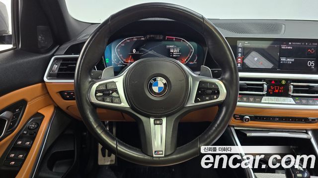 BMW 3-Series 330i xDrive M Sport