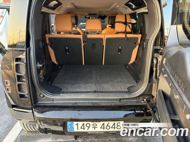 Land Rover Defender 110 D300 HSE