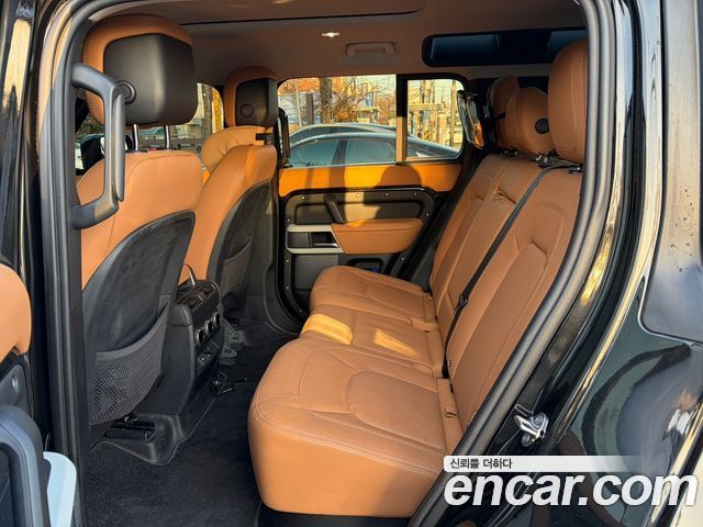 Land Rover Defender 110 D300 HSE