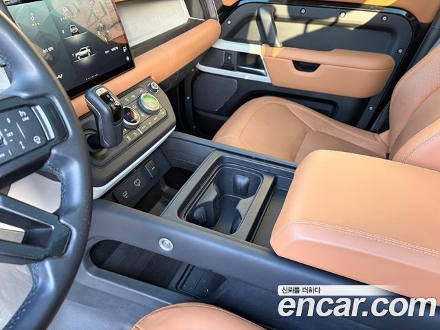 Land Rover Defender 110 D300 HSE