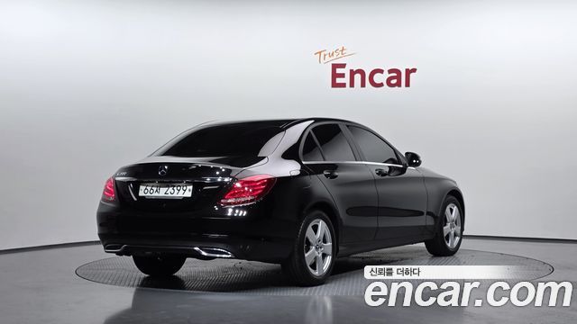Mercedes-Benz C-Class C200