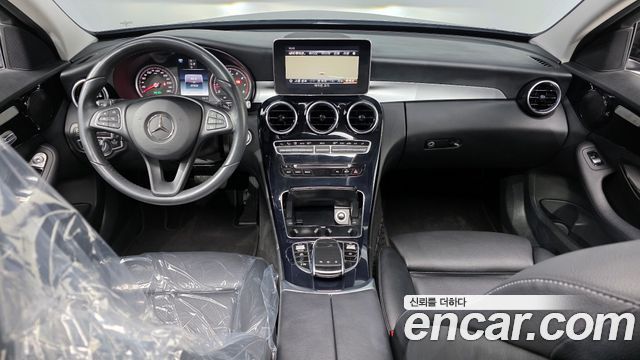 Mercedes-Benz C-Class C200