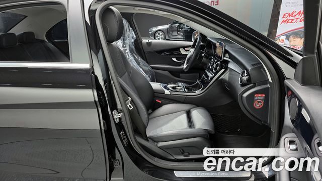 Mercedes-Benz C-Class C200