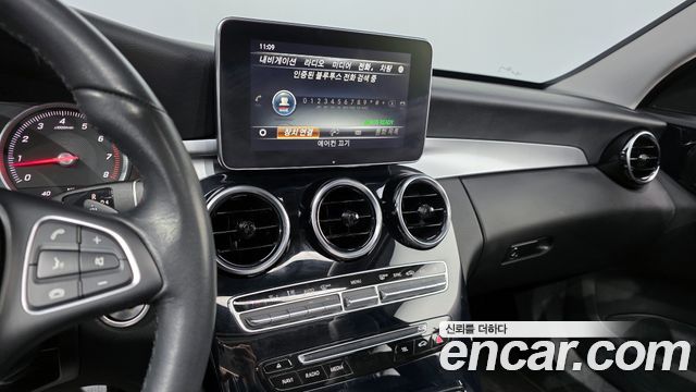 Mercedes-Benz C-Class C200