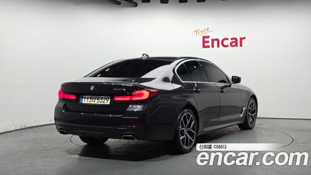 BMW 5-Series 530e M Sport