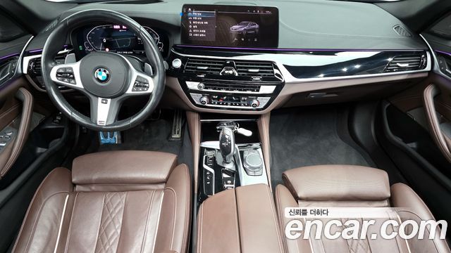 BMW 5-Series 530e M Sport