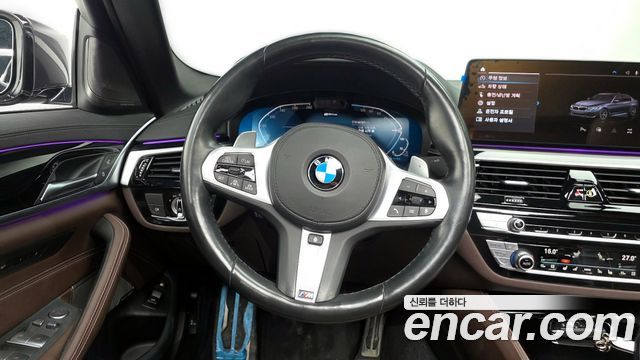 BMW 5-Series 530e M Sport