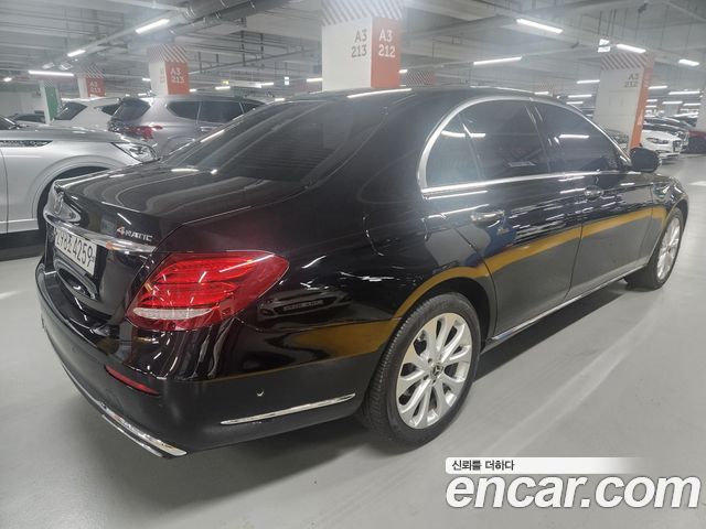 Mercedes-Benz E-Class E220d 4MATIC Exclusive