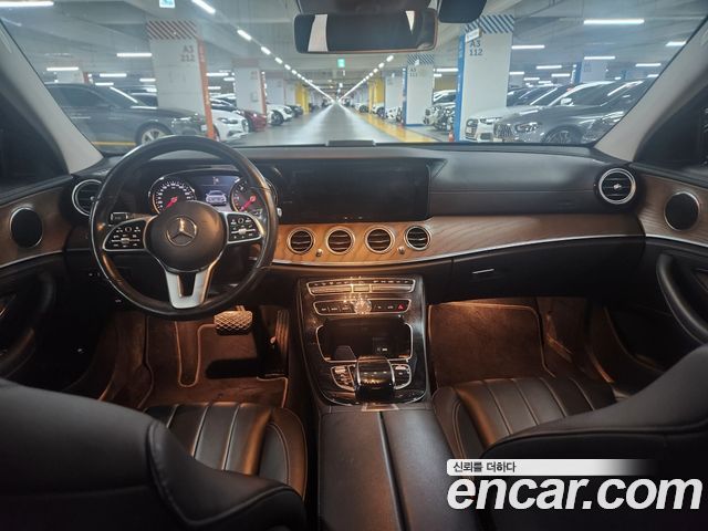 Mercedes-Benz E-Class E220d 4MATIC Exclusive
