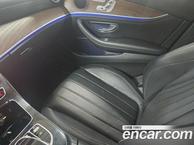Mercedes-Benz E-Class E220d 4MATIC Exclusive