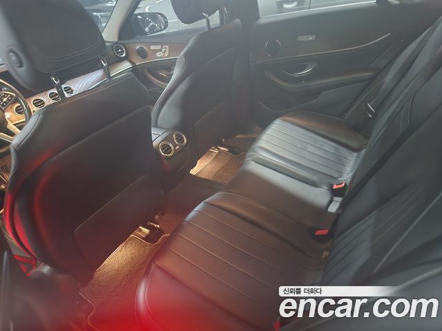 Mercedes-Benz E-Class E220d 4MATIC Exclusive