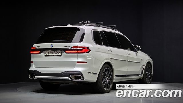 BMW X7 xDrive 40i M Sport 7STR