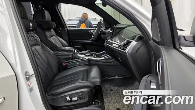 BMW X7 xDrive 40i M Sport 7STR