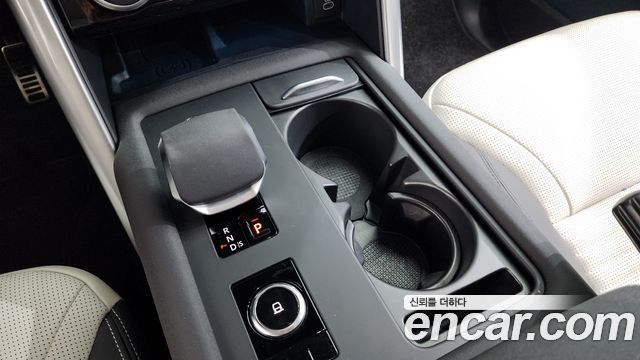 Land Rover Discovery P360 Dynamic HSE