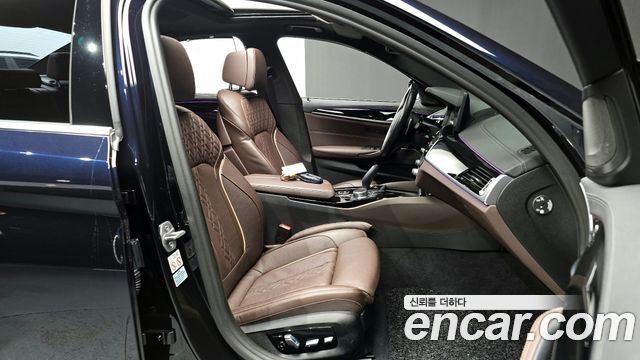 BMW 5-Series 530i M Sport Package