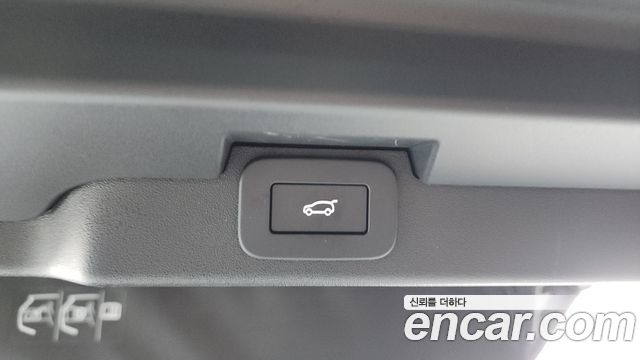 Land Rover Discovery D300 Dynamic HSE