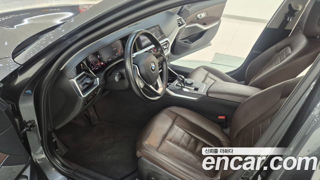 BMW 3-Series 320d xDrive Luxury