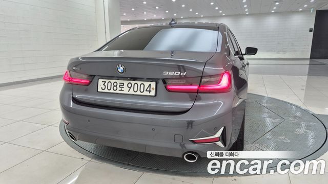 BMW 3-Series 320d xDrive Luxury