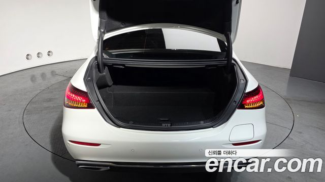 Mercedes-Benz E-Class E300e 4MATIC Exclusive