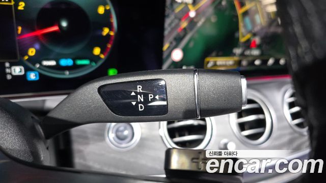 Mercedes-Benz E-Class E350 4MATIC AMG Line