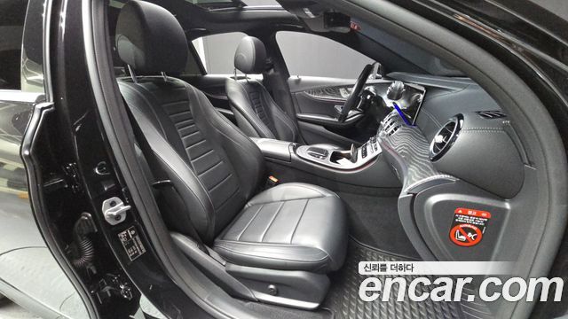 Mercedes-Benz E-Class E350 4MATIC AMG Line