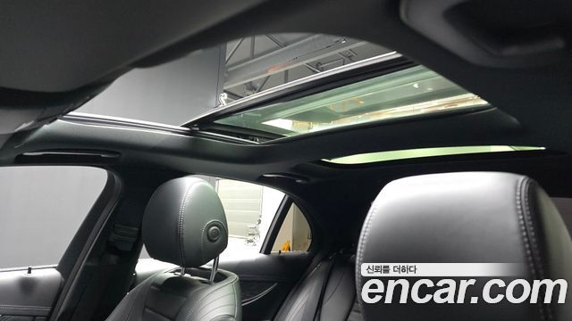 Mercedes-Benz E-Class E350 4MATIC AMG Line