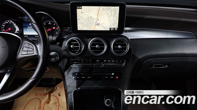Mercedes-Benz GLC-Class GLC220 d 4MATIC Premium