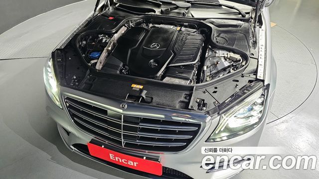 Mercedes-Benz S-Class S350 d 4MATIC AMG Line
