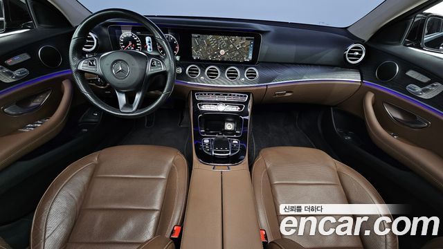 Mercedes-Benz E-Class E300 AV Intelligent Drive