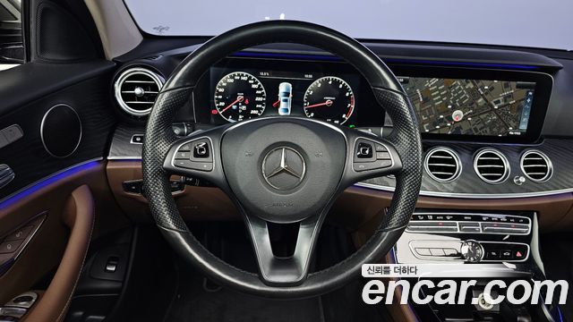 Mercedes-Benz E-Class E300 AV Intelligent Drive