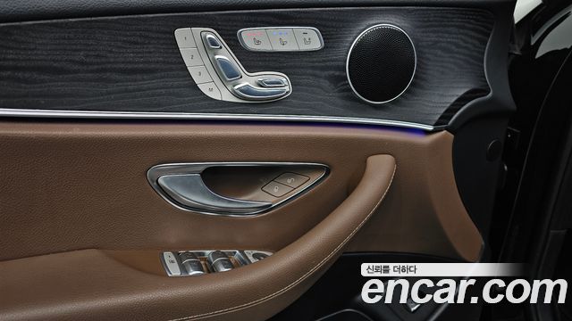 Mercedes-Benz E-Class E300 AV Intelligent Drive