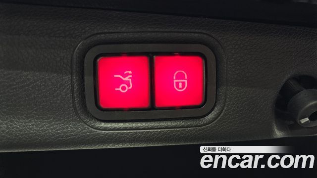 Mercedes-Benz E-Class E300 AV Intelligent Drive