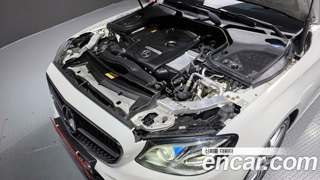 Mercedes-Benz E-Class E300 AMG Line