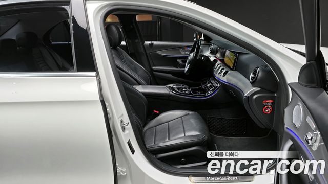 Mercedes-Benz E-Class E300 AMG Line